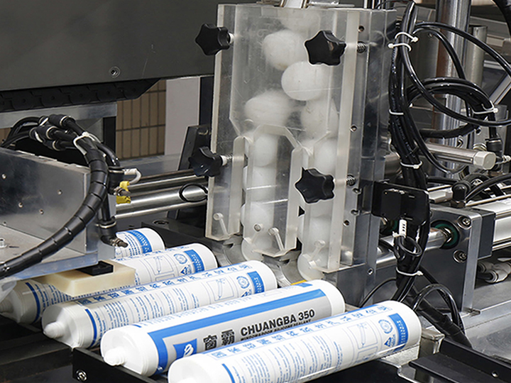 Máy tính điều khiển điền tự động