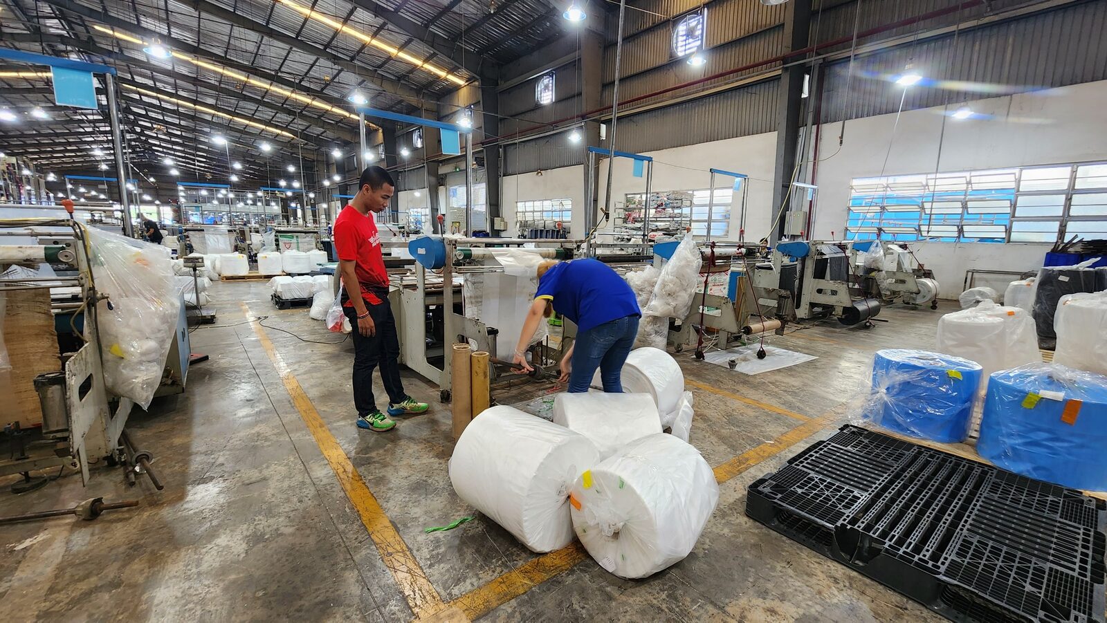 Hoạt động sản xuất Nhựa Tân Phát