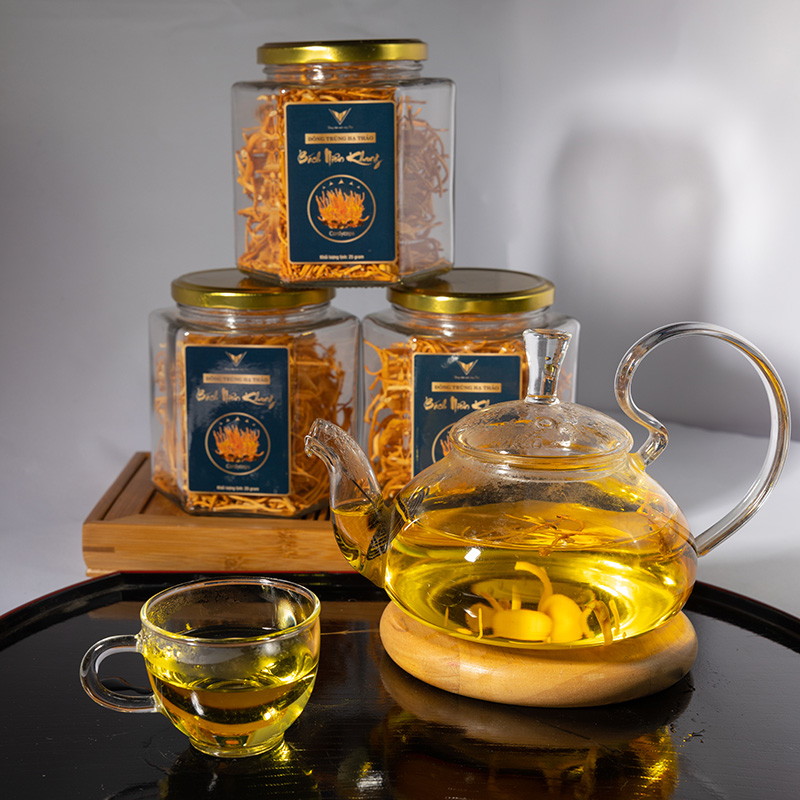 Đông trùng hạ thảo sấy khô thăng hoa