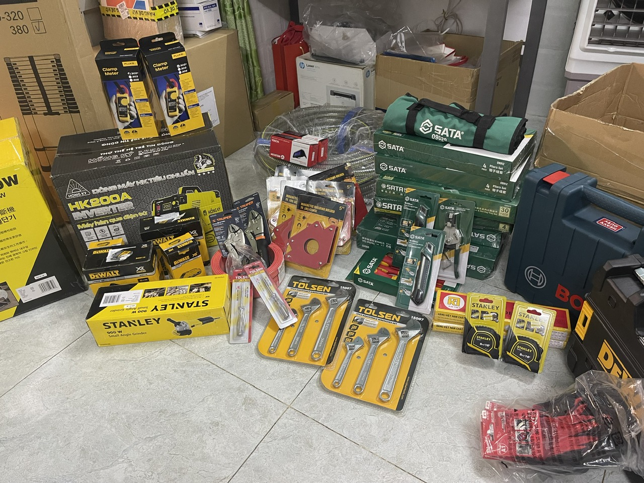 Dụng cụ cầm tay