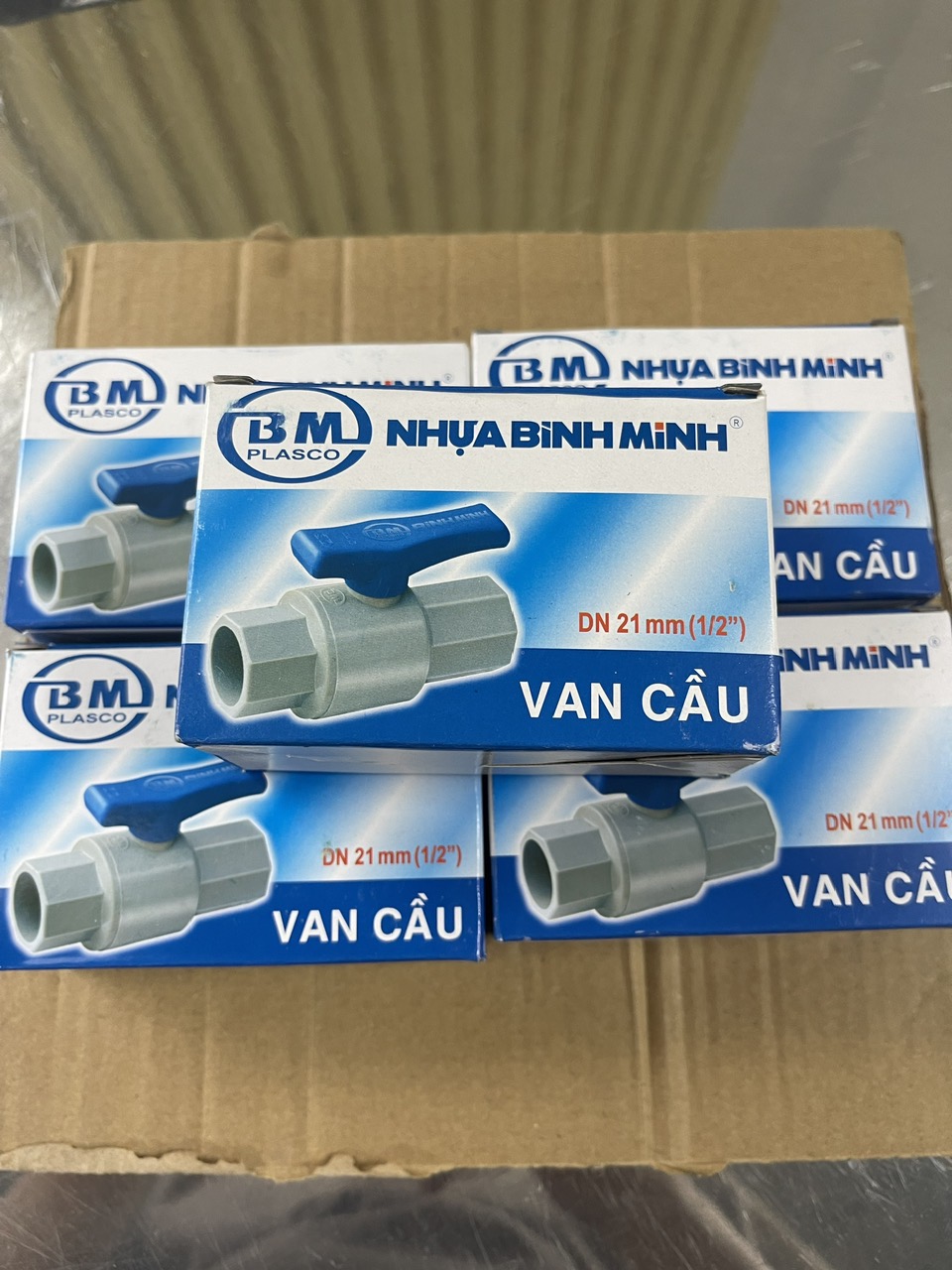 Van khóa nhựa PVC