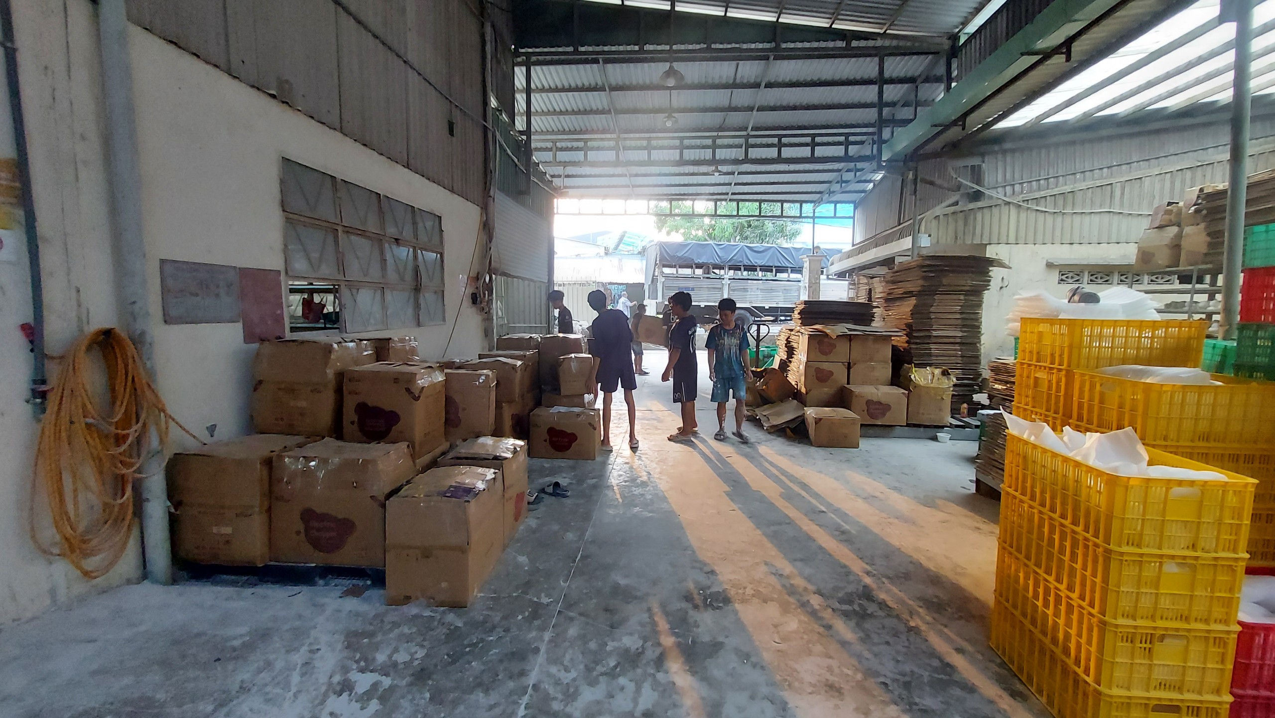 Xưởng sản xuất