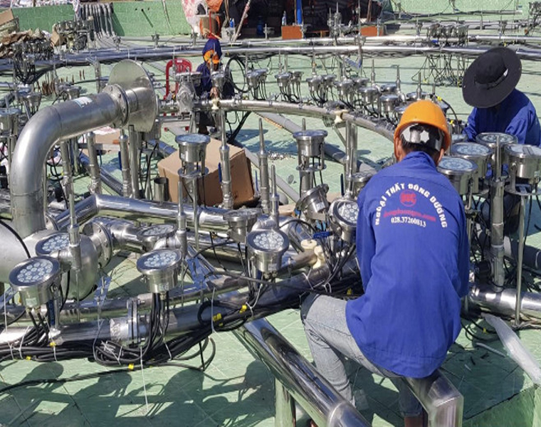 Nhà thầu thi công 