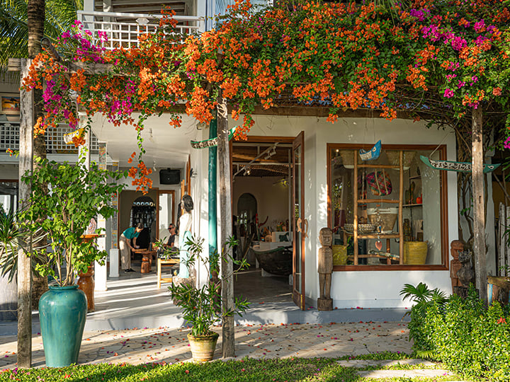 Immerse Yourself in a Relaxing Atmosphere