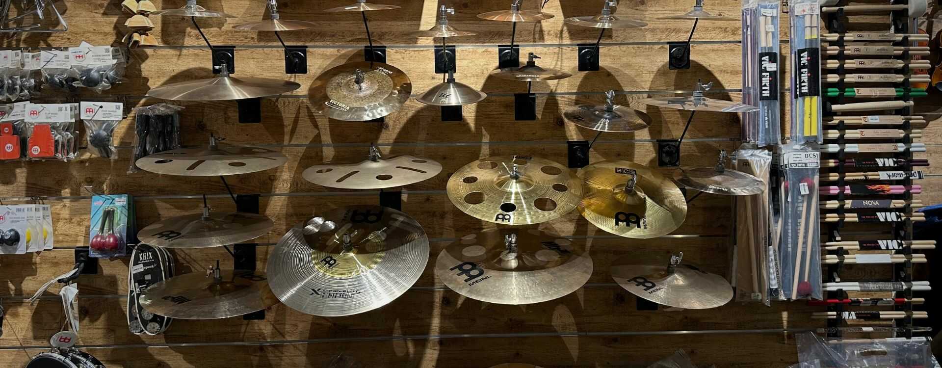 Nhạc Cụ Tất Thắng