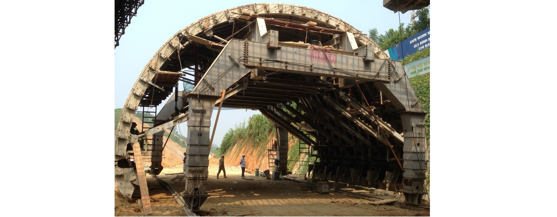 Ván khuôn hầm Vitravico