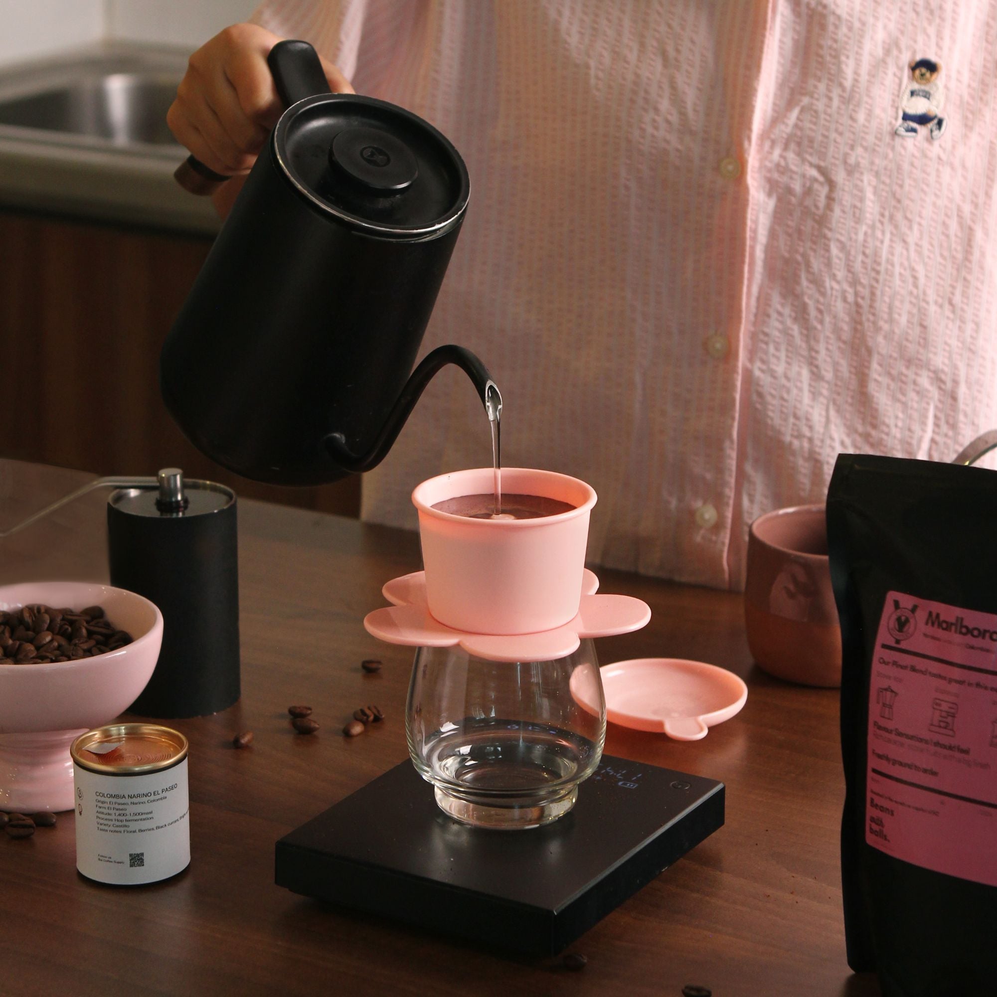 Tặng người pha Phin lần đầu