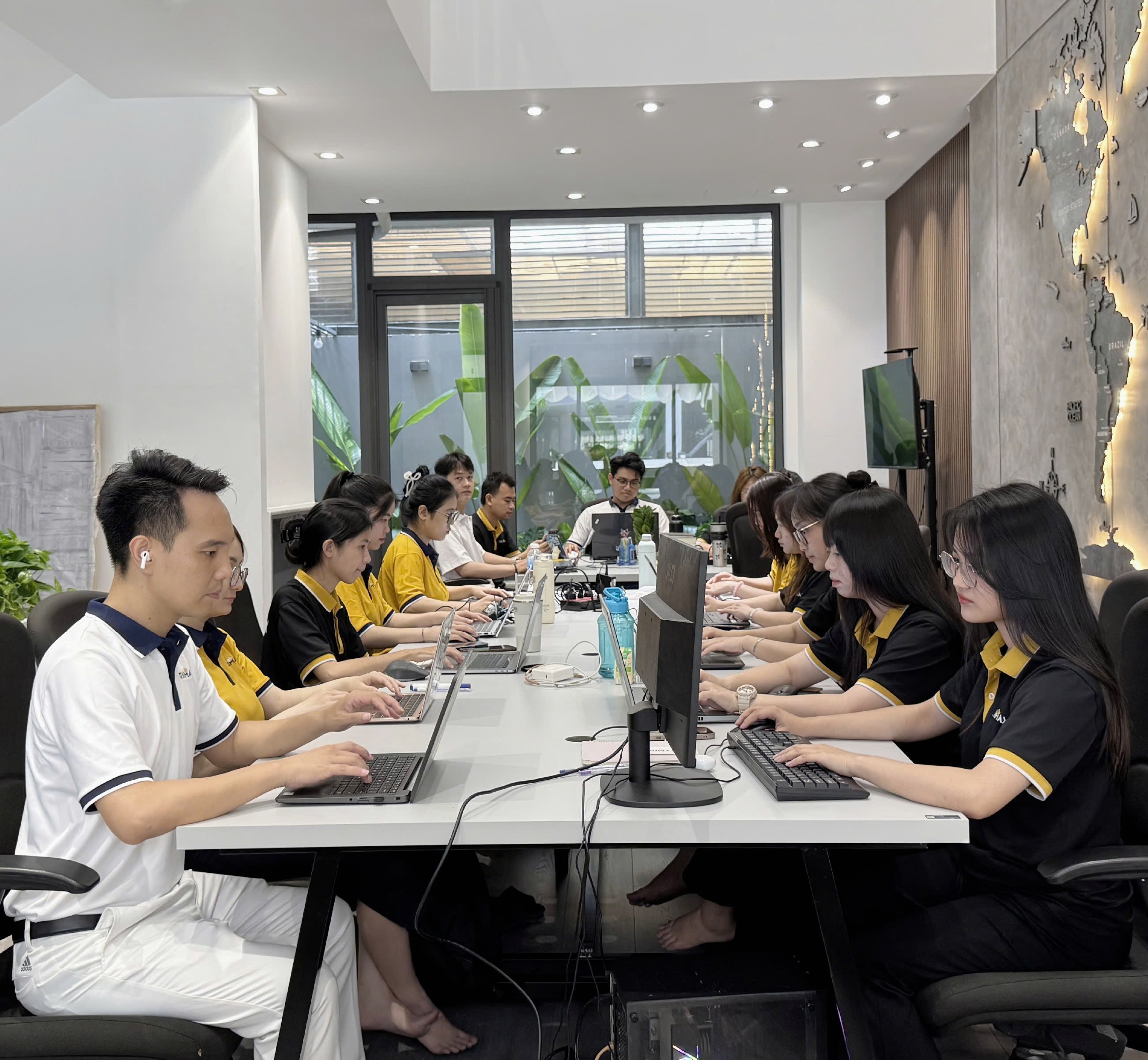 Tại Sao Tiximax Là Lựa Chọn Đối Tác Logistics Hàng Đầu Của Bạn?