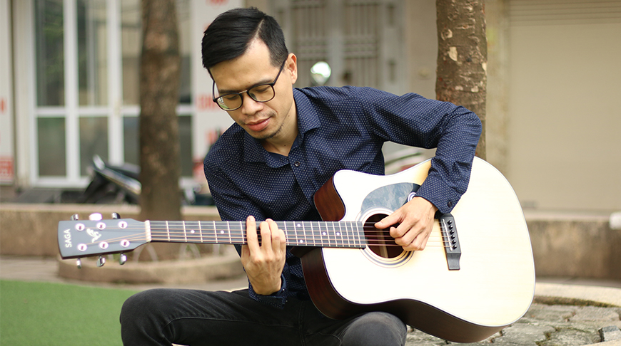 Long Nghịch Nhạc Cụ