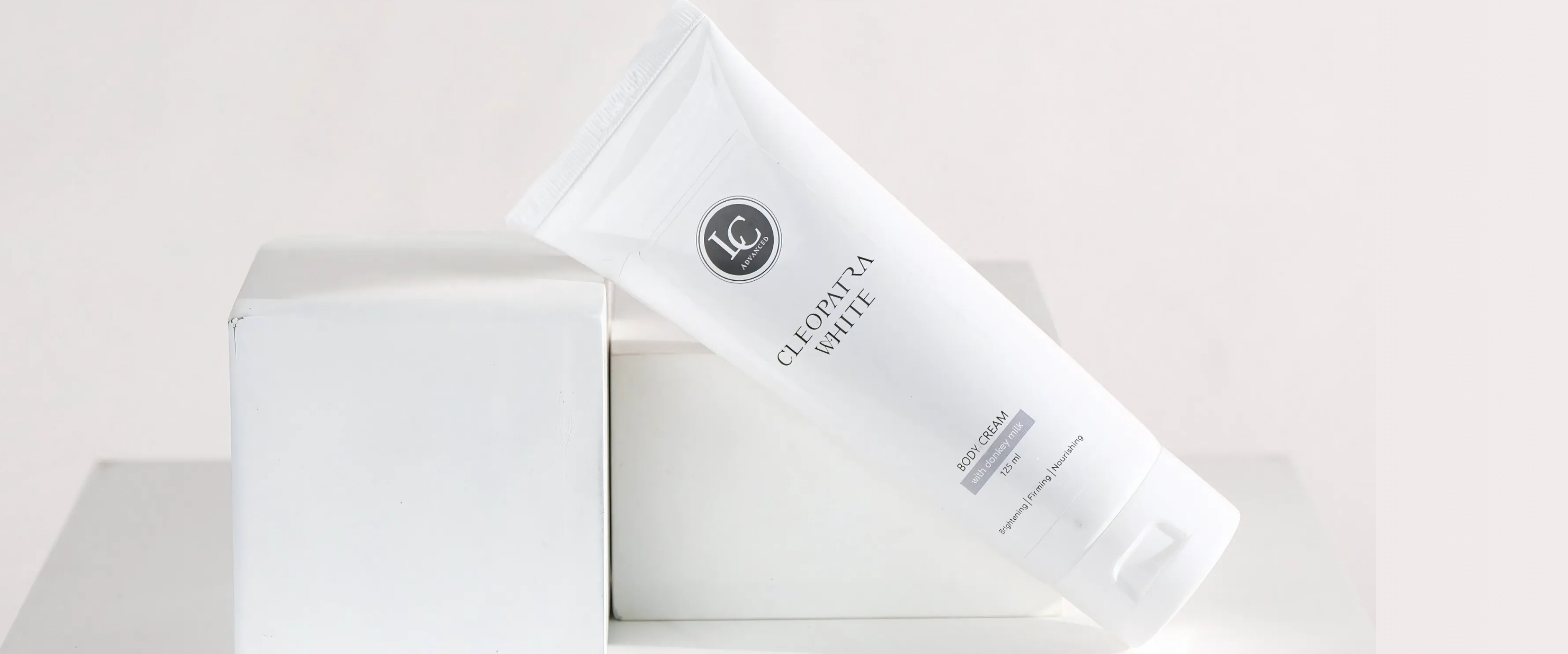 Kem Dưỡng Thể Sữa Lừa Cleopatra White