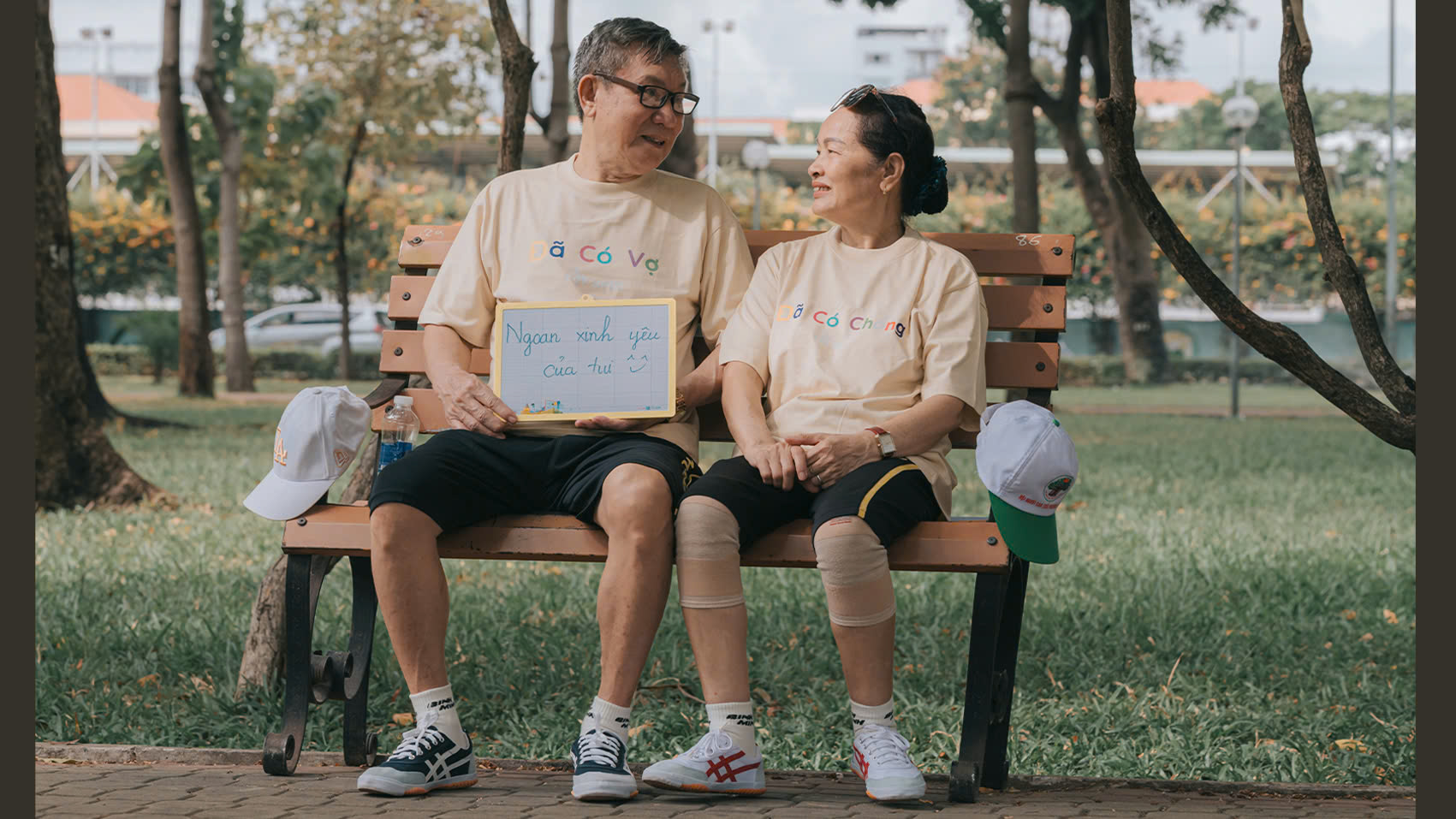 Đi cùng năm tháng