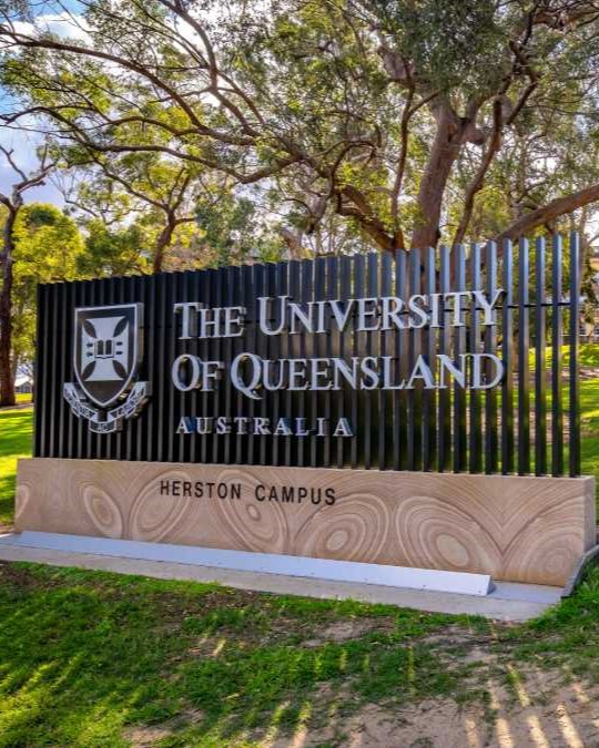 truong-dai-hoc-queensland