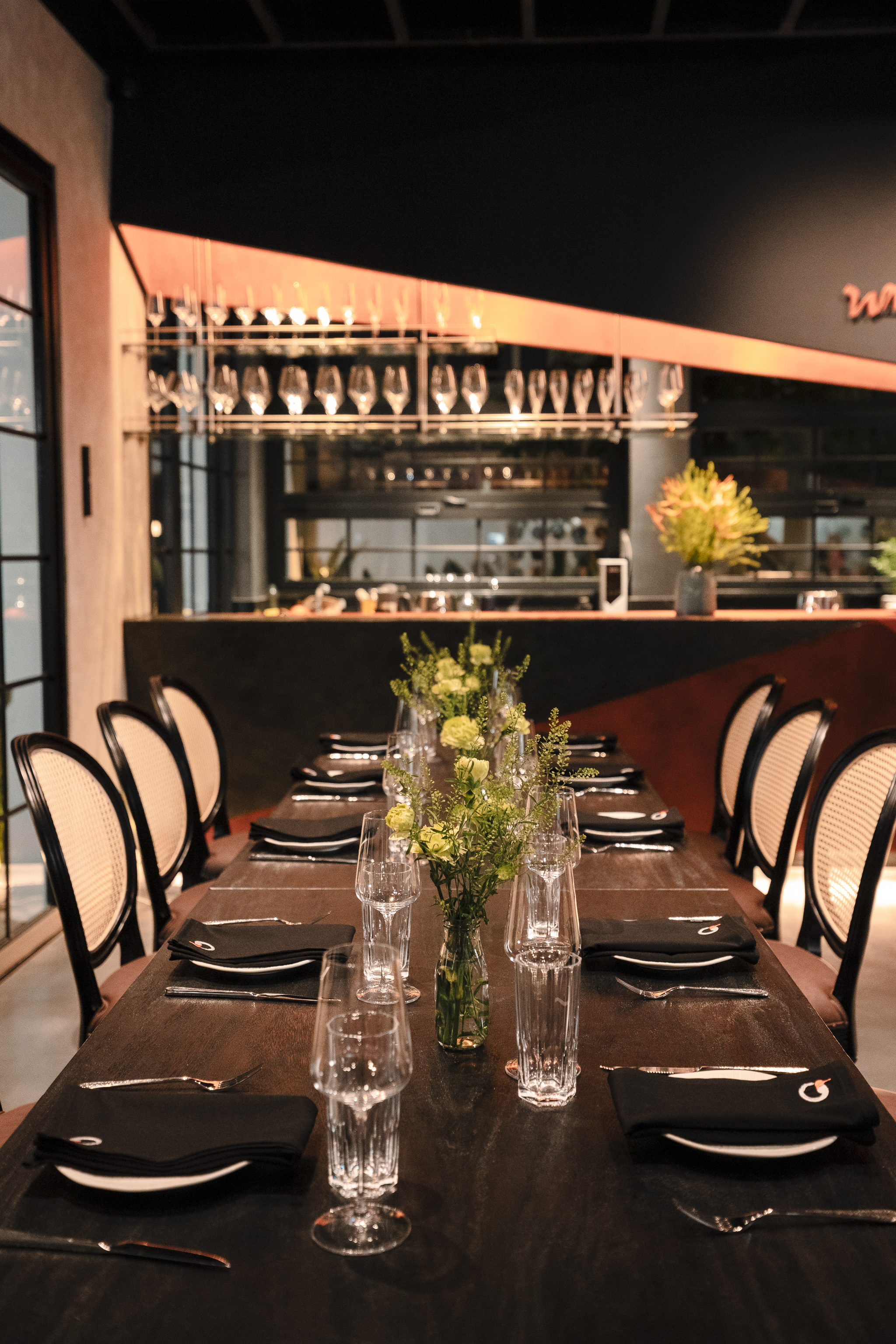 Khám phá các hoạt động trong lĩnh vực F&B