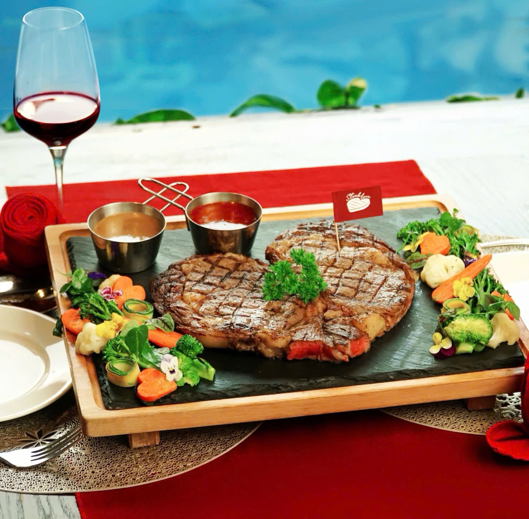 STEAK LOVE STEAK
