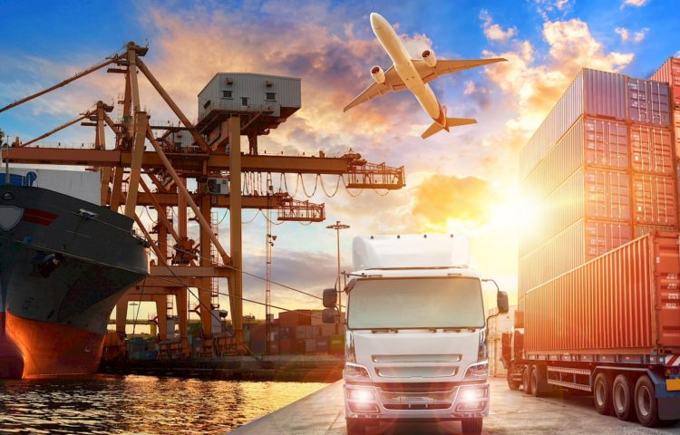 TĂNG TRƯỞNG VỀ QUY MÔ VÀ CHIỀU SÂU NGÀNH THƯƠNG MẠI
