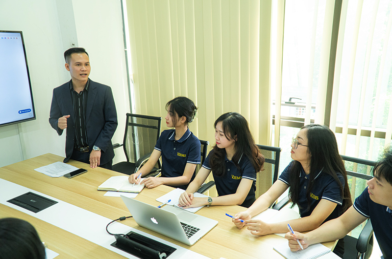 Chiến lược dựa trên dự án của tất cả các lĩnh vực trọng tâm để tạo ra chất lượng và đạt được mục tiêu kinh doanh đề ra.
