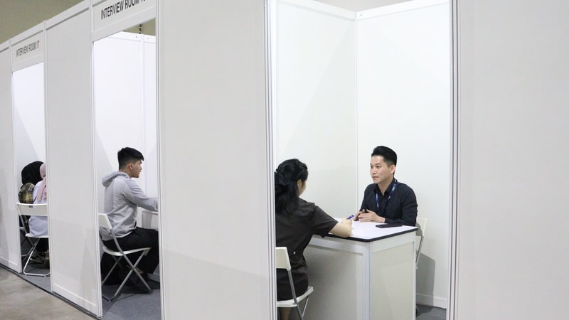 Khu vực phỏng vấn trực tiếp