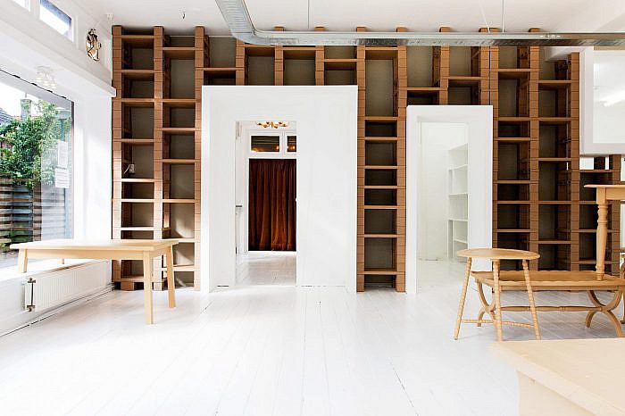 1. How do you find and verify furniture manufacturers in Vietnam? <br> 2.What is the minimum order quantity (MOQ) for manufacturers you work with?  