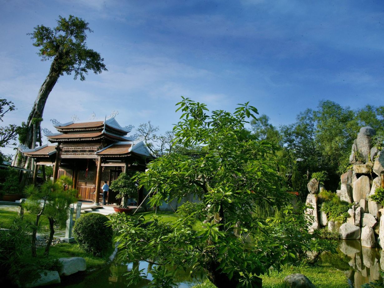 Khuôn viên trung tâm