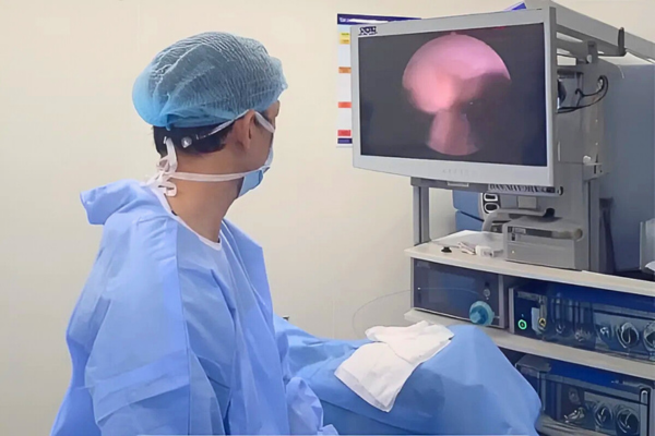 Nội soi cắt tuyến tiền liệt, cắt u bàng quang bằng laser