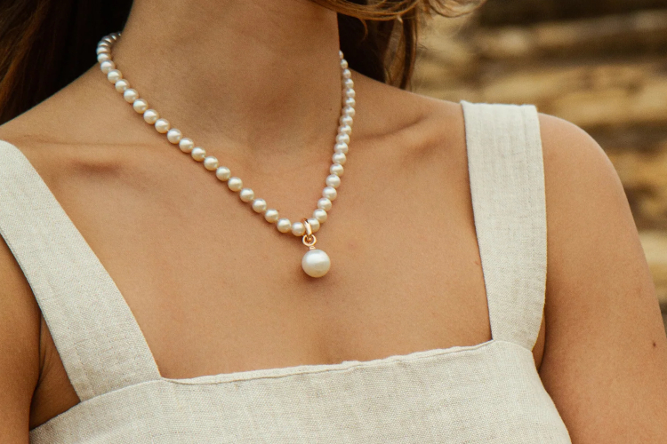 Vẻ đẹp không vội vã – như chính bạn.