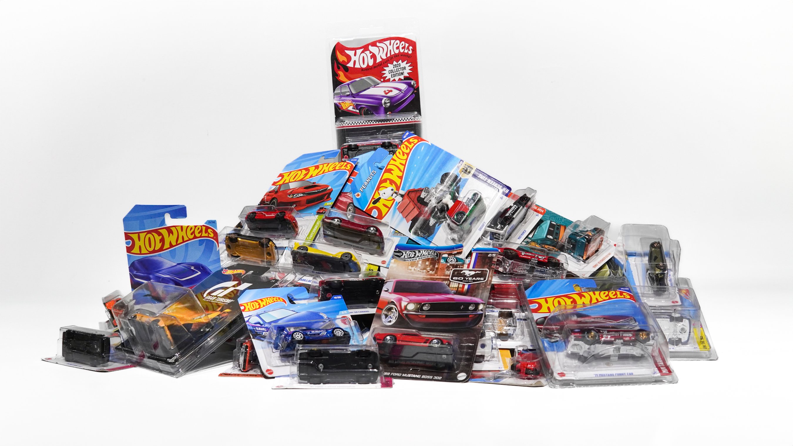 TỤI MÌNH CÓ GIÀY GÌ?